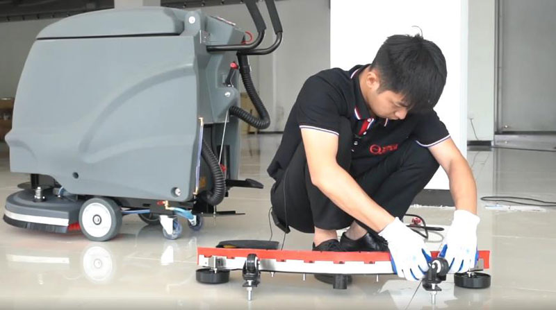 自動洗地機維護指南 自動洗地機維護指南