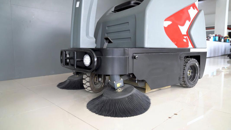 多功能電動掃地車價格合理嗎？值得嗎？